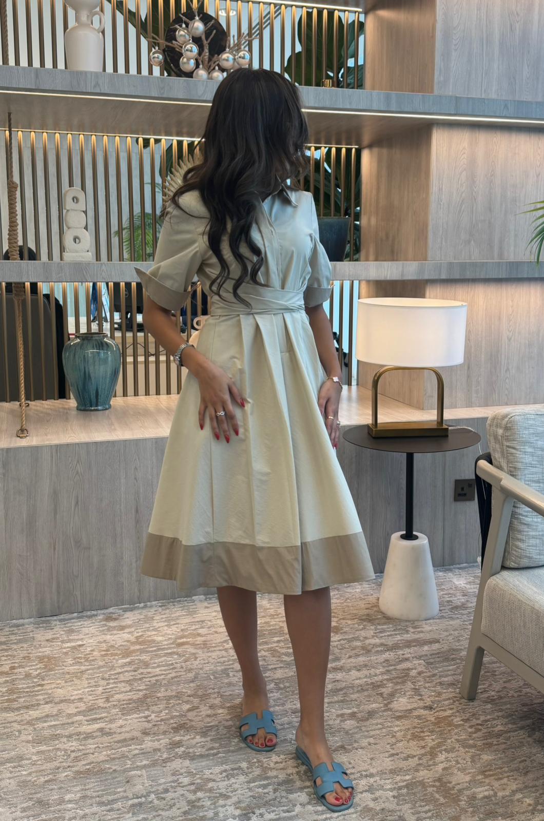 SE3 in Near Neutrals color